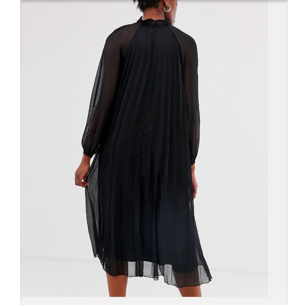 ASOS DESIGN pleated trapeze midi dress with long sleeves - Picture 7 of 8